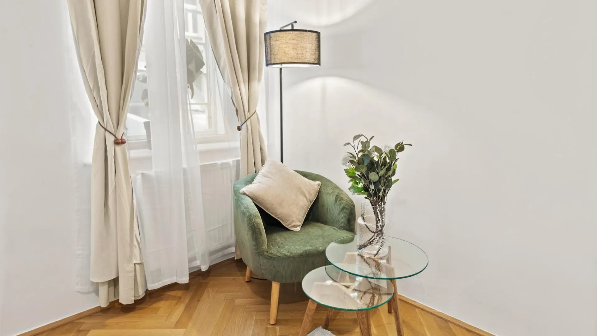 Close To Metro, 10 Minutes To Mariahilferstrasse Viyana Daire