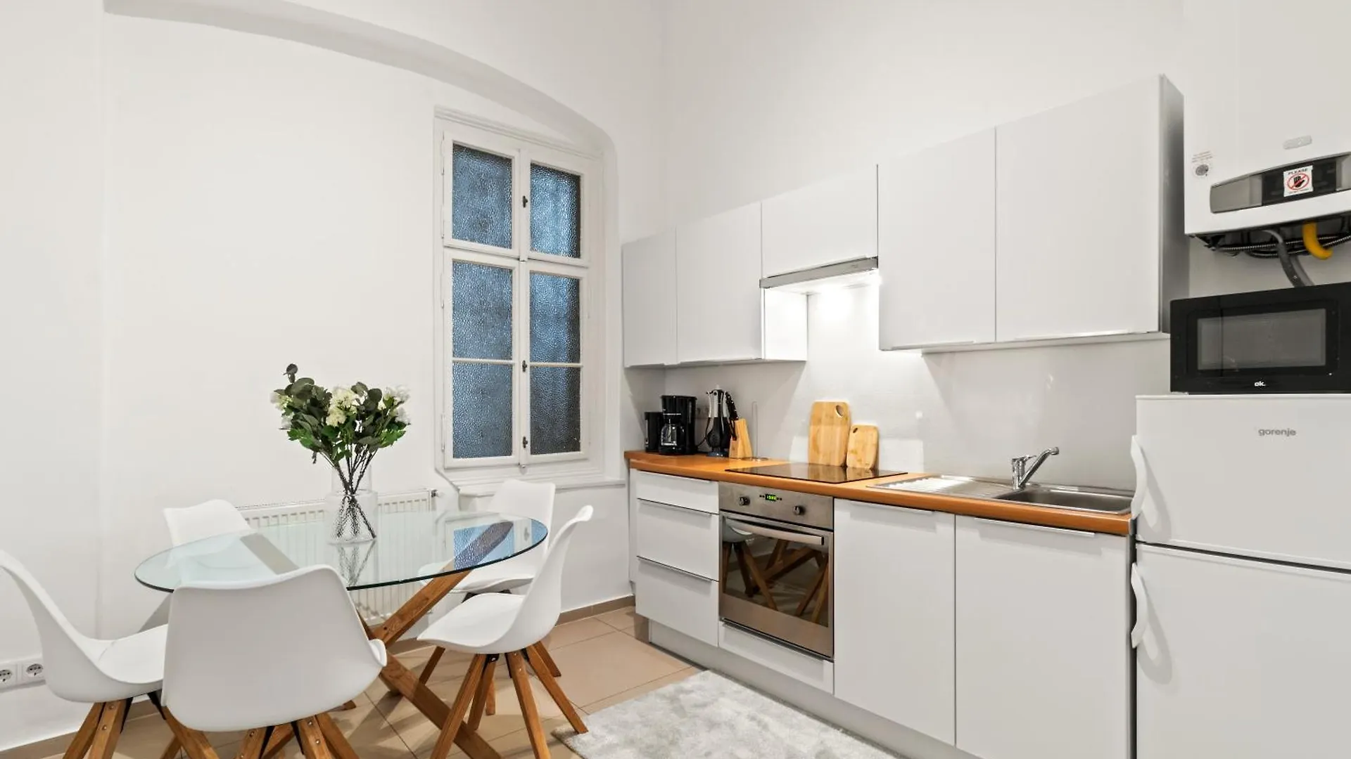 Close To Metro, 10 Minutes To Mariahilferstrasse Viyana Avusturya