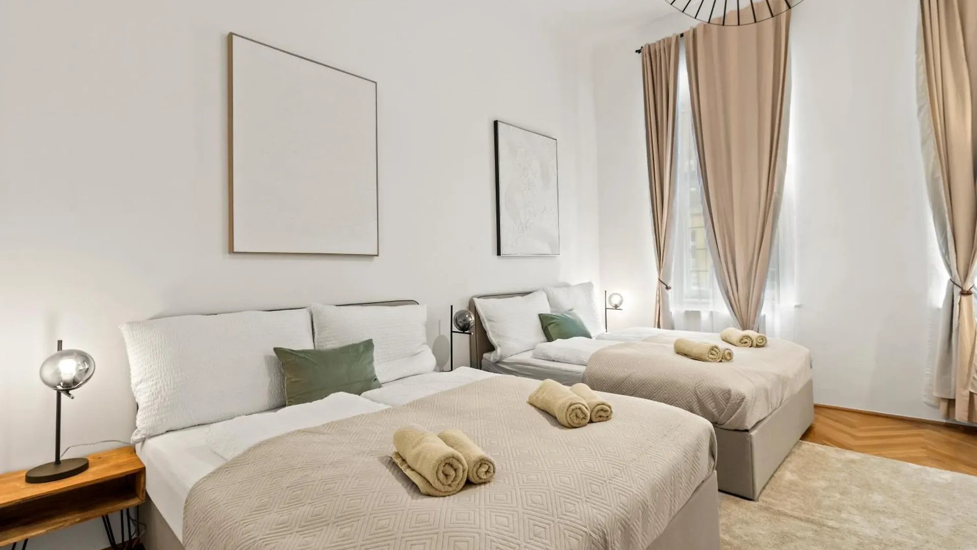 Close To Metro, 10 Minutes To Mariahilferstrasse Vienna Apartment