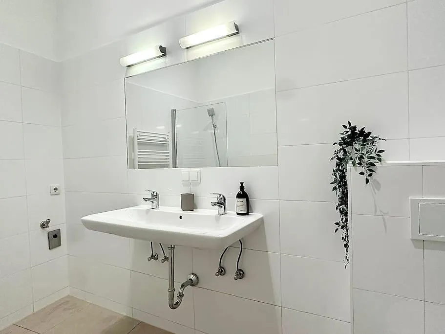 Close To Metro, 10 Minutes To Mariahilferstrasse Vienna 0*,  Austria
