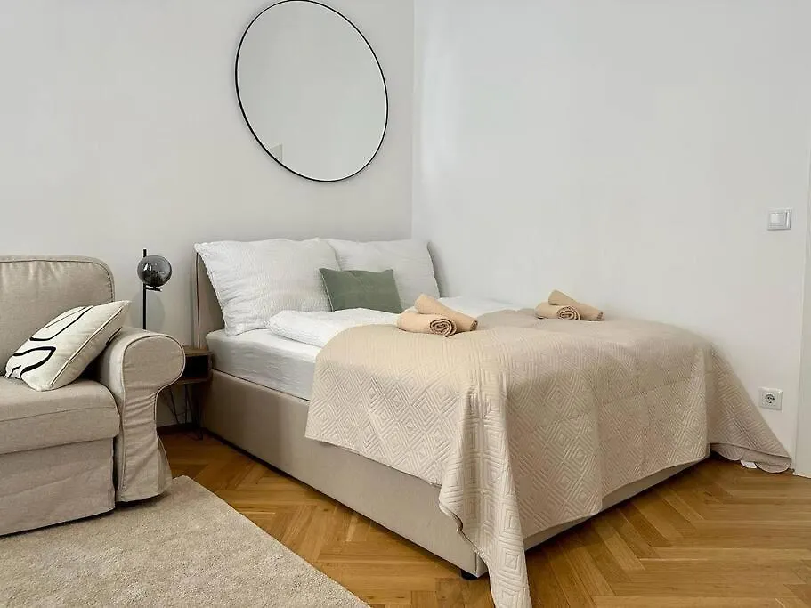 Close To Metro, 10 Minutes To Mariahilferstrasse Vienna