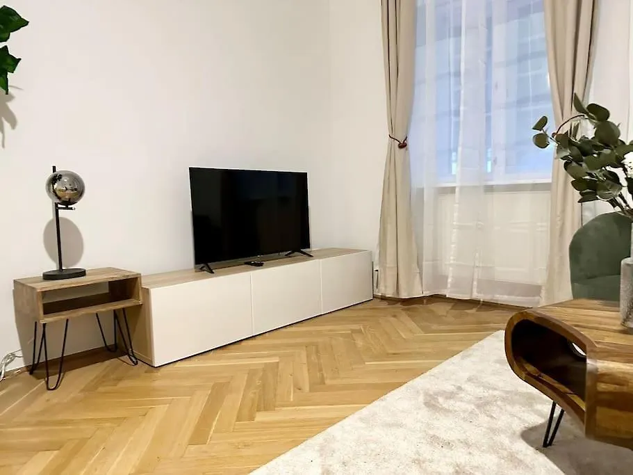 Close To Metro, 10 Minutes To Mariahilferstrasse Vienna 0*,  Austria