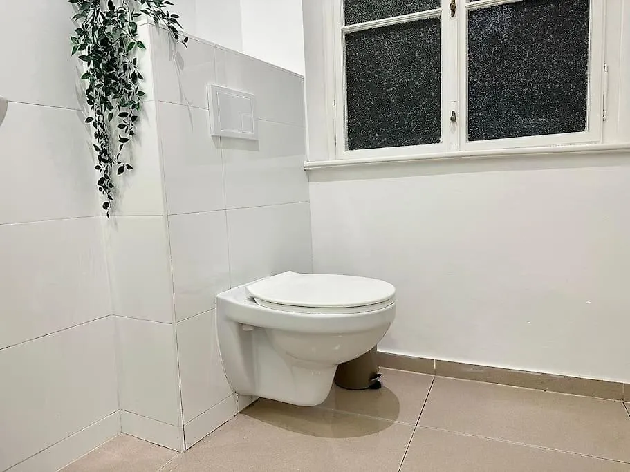 Close To Metro, 10 Minutes To Mariahilferstrasse Vienna