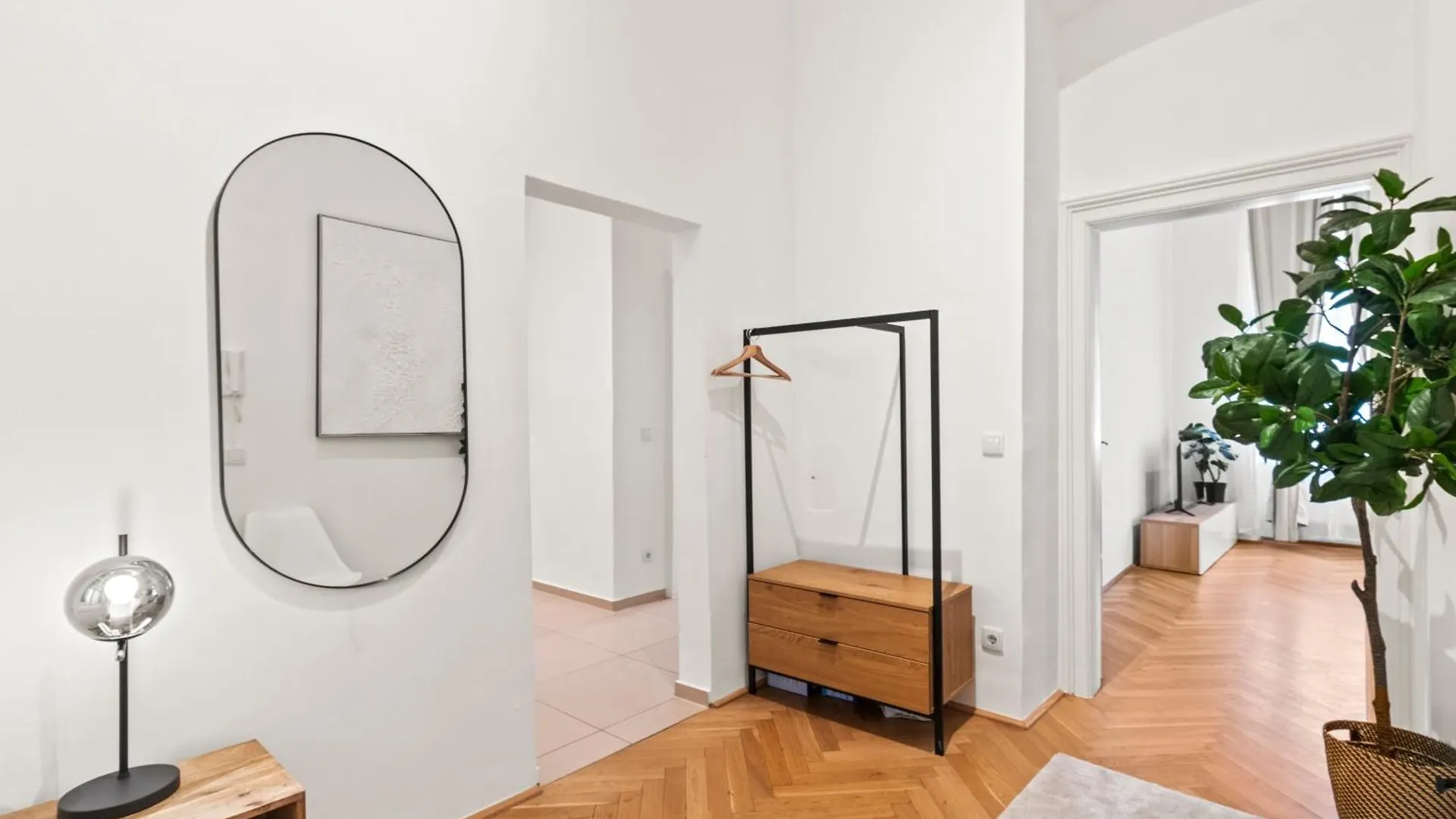 Close To Metro, 10 Minutes To Mariahilferstrasse Βιέννη