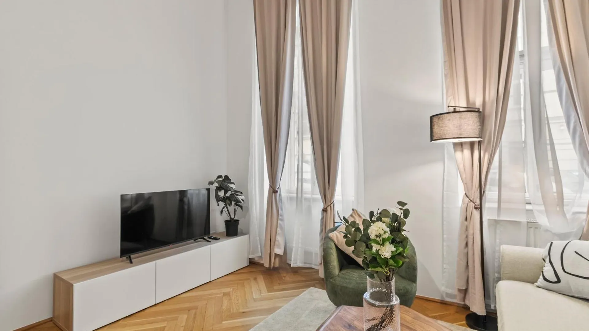 Close To Metro, 10 Minutes To Mariahilferstrasse Βιέννη 0*,  Αυστρία